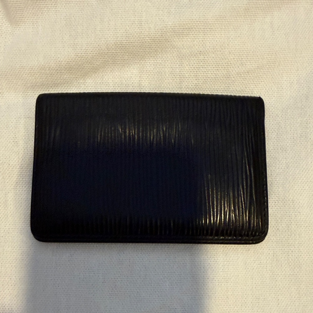 Louis Vuitton Black Epi Leather Card Holder w\COA